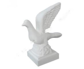 Бетонная статуэтка голубя